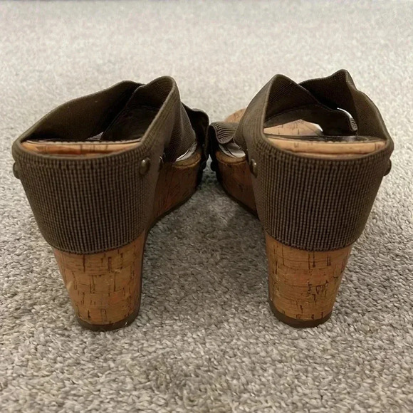 Curfew Size 9 Brown, Tan Open Toe Cross Strap Wedges Heels - Picture 2 of 11